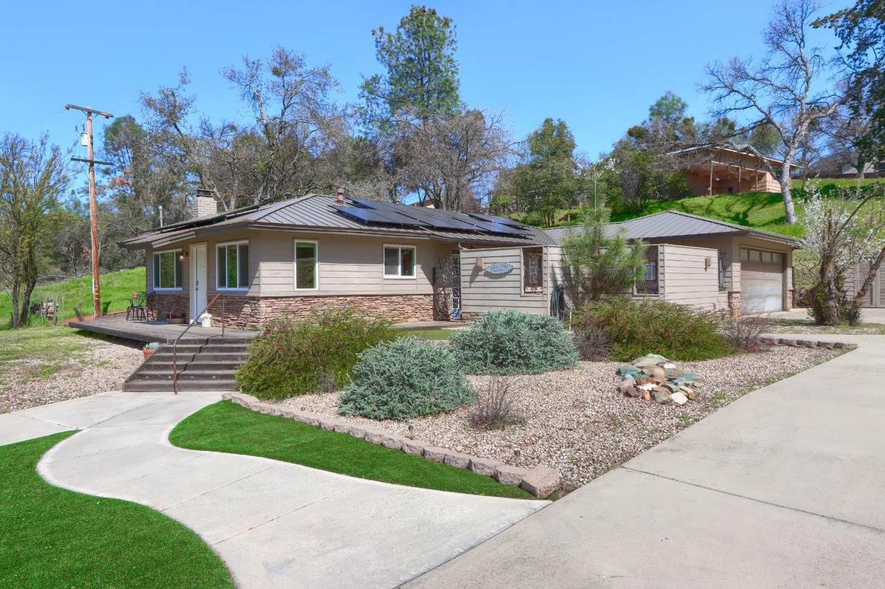 5023 Smith Road - Photo 1