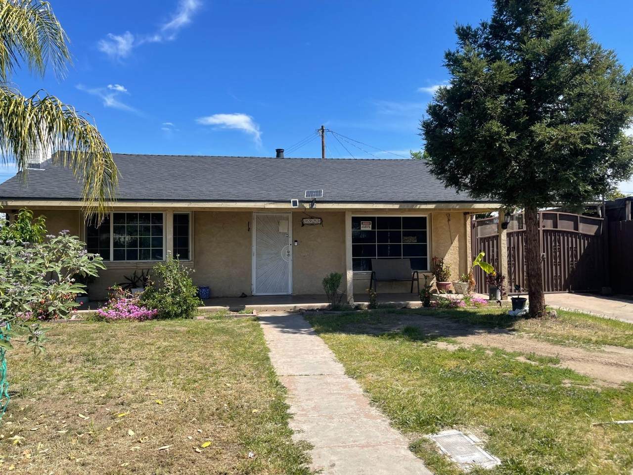 https://bt-photos.global.ssl.fastly.net/fresno/1280_boomver_1_628482-2.jpg