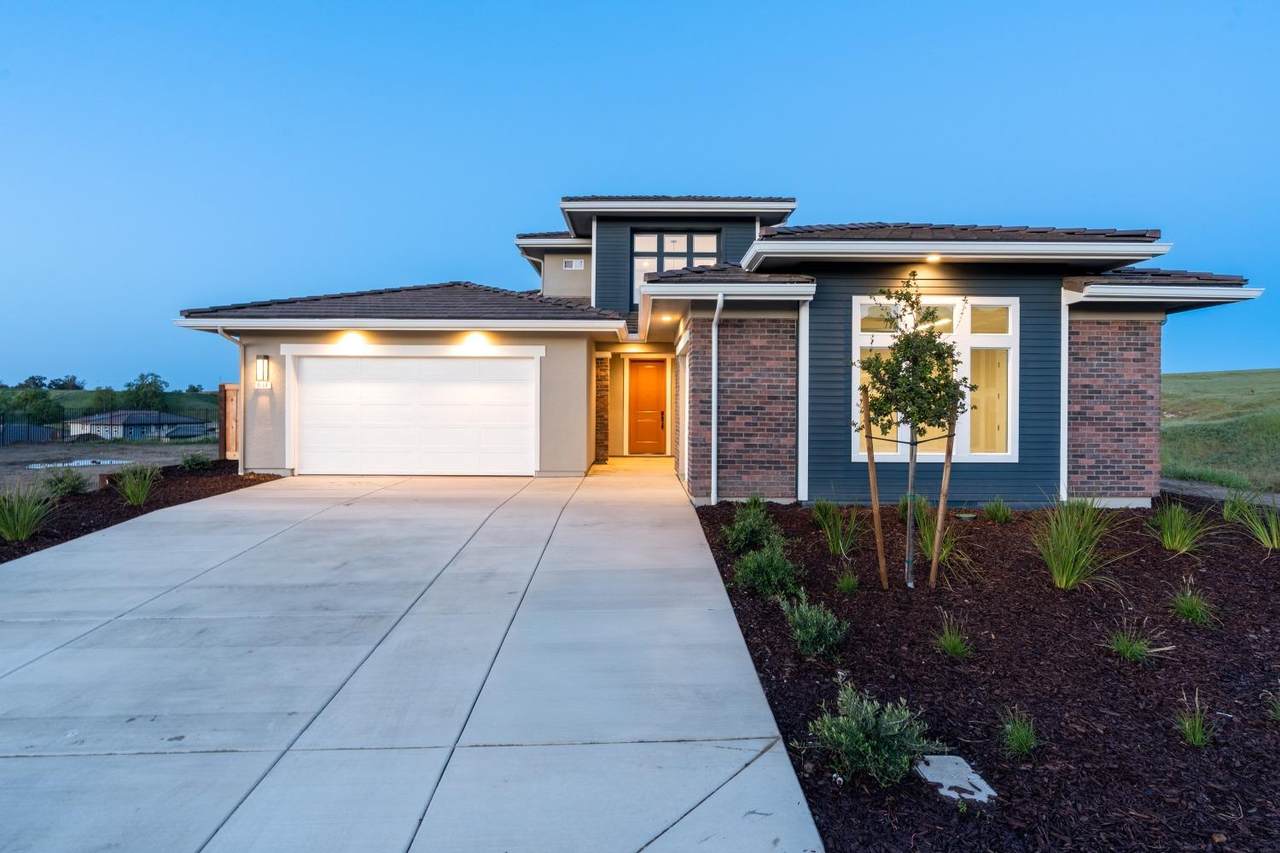 8184 Creek View - Photo 1