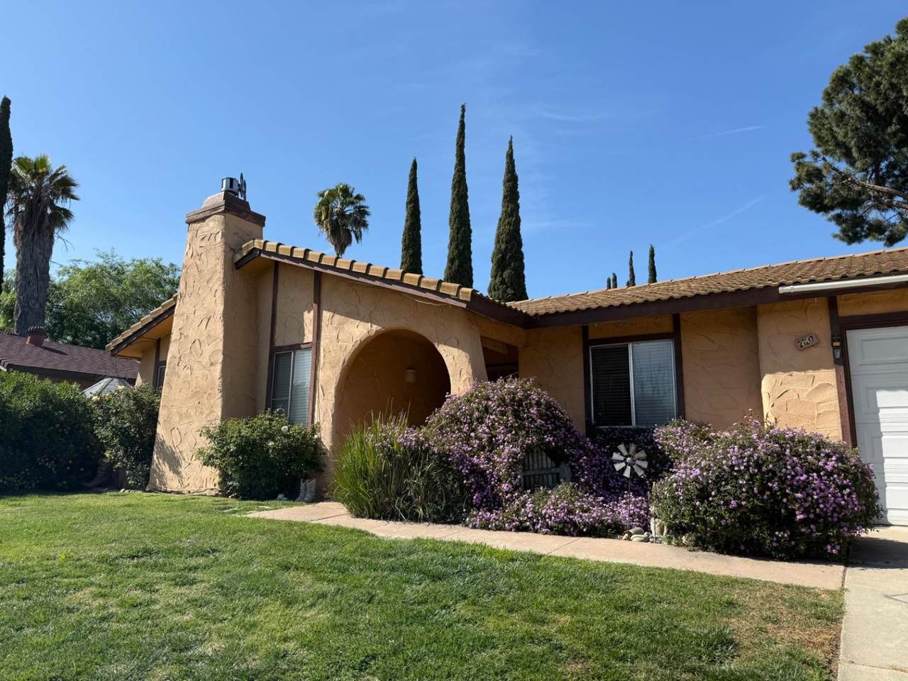 27247 San Jose Avenue - Photo 1