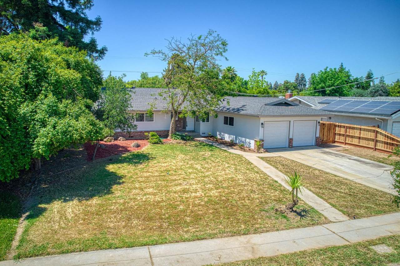 6117 Colonial Avenue - Photo 1
