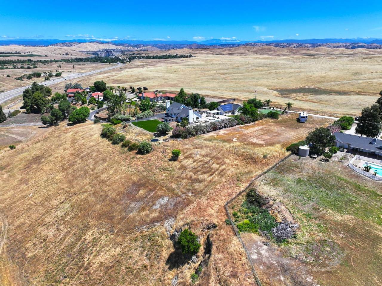 16000 Friant Road - Photo 1