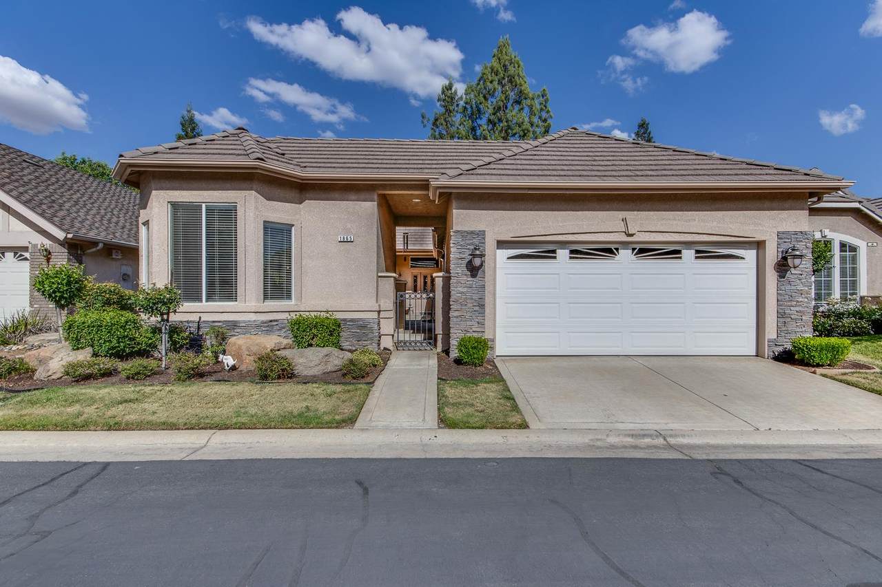 1865 Stonebrook Lane - Photo 1