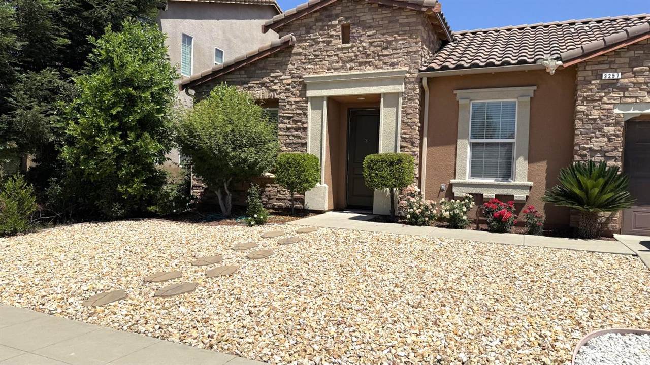 https://bt-photos.global.ssl.fastly.net/fresno/1280_boomver_1_630850-2.jpg