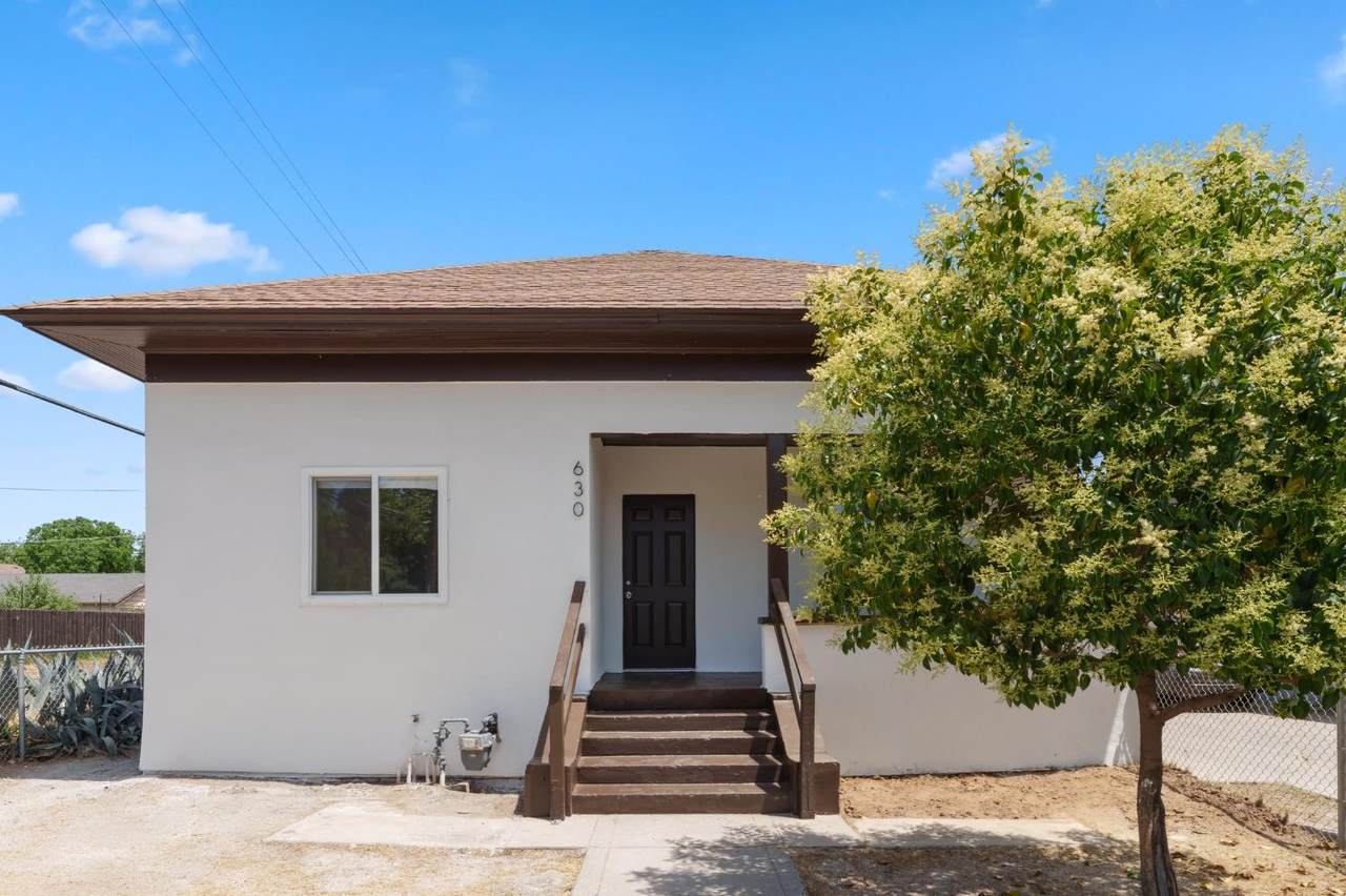 630 Roosevelt Avenue - Photo 1