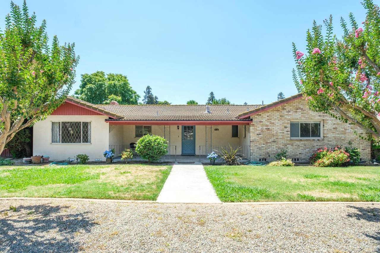 1438 Rialto Avenue - Photo 1