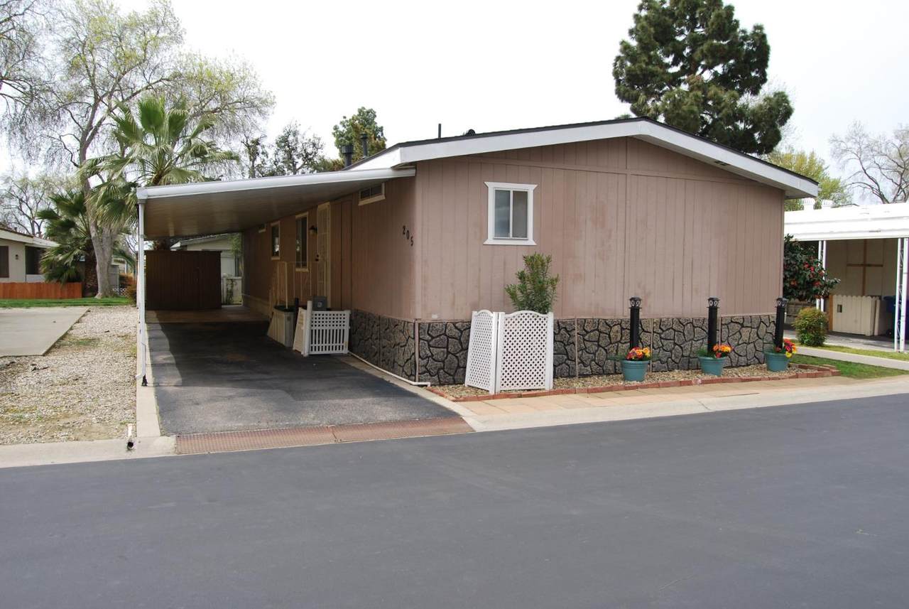 2706 Ashlan Avenue - Photo 1