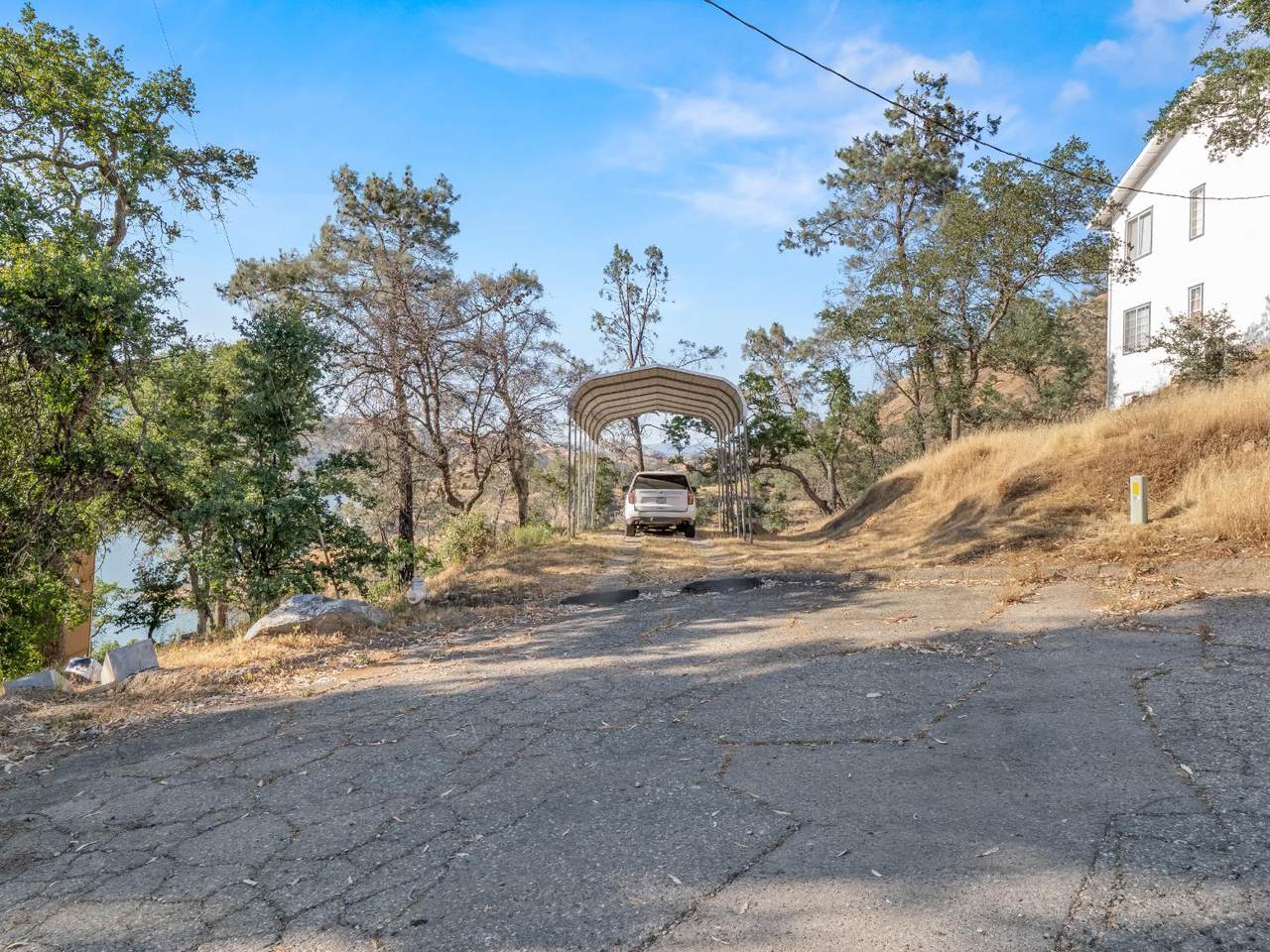 27401 Aqua Vista Road - Photo 1