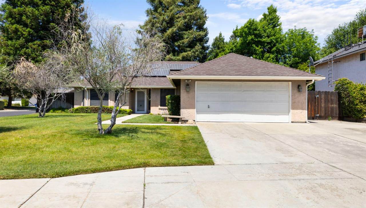 685 Claremont Avenue - Photo 1