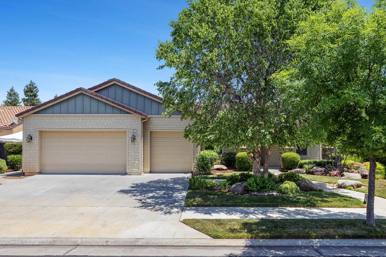 1977 Dara Avenue - Photo 1