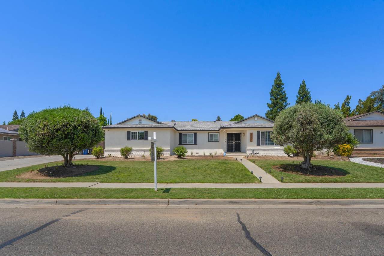 2048 Sierra Avenue - Photo 1