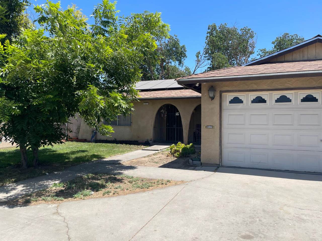 2327 Martin L King Jr Boulevard - Photo 1