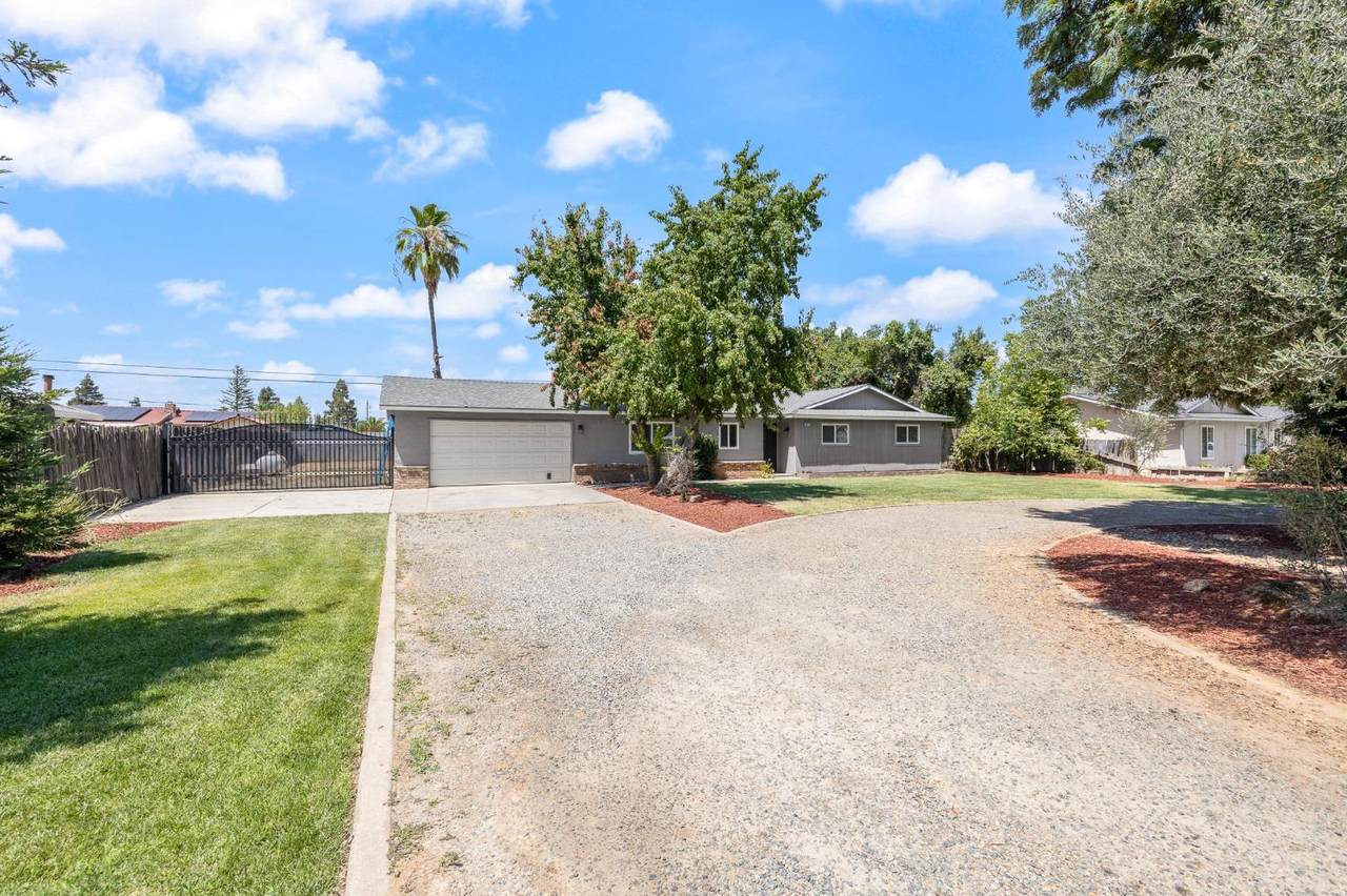 36417 Orange Grove Avenue - Photo 1