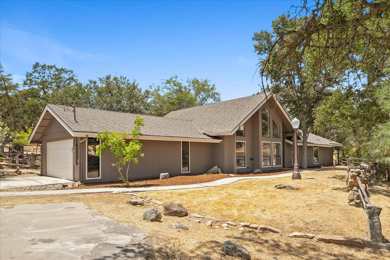 42617 John Muir Drive - Photo 1