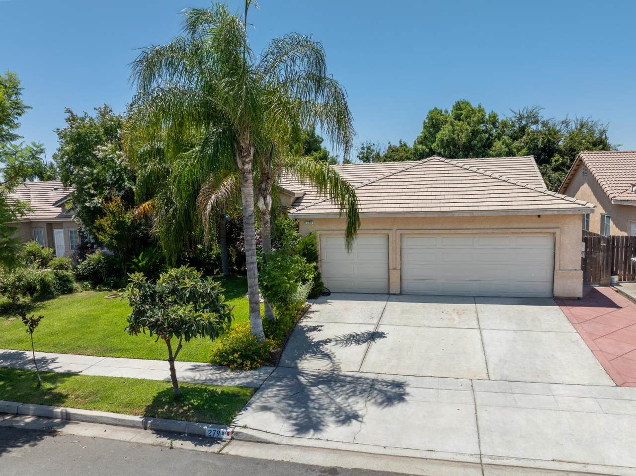 279 Douglas - Photo 1