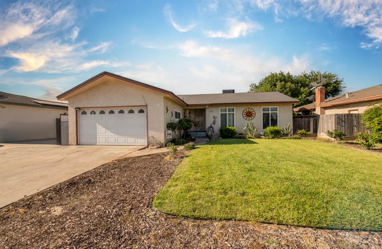 620 Norwich Avenue - Photo 1