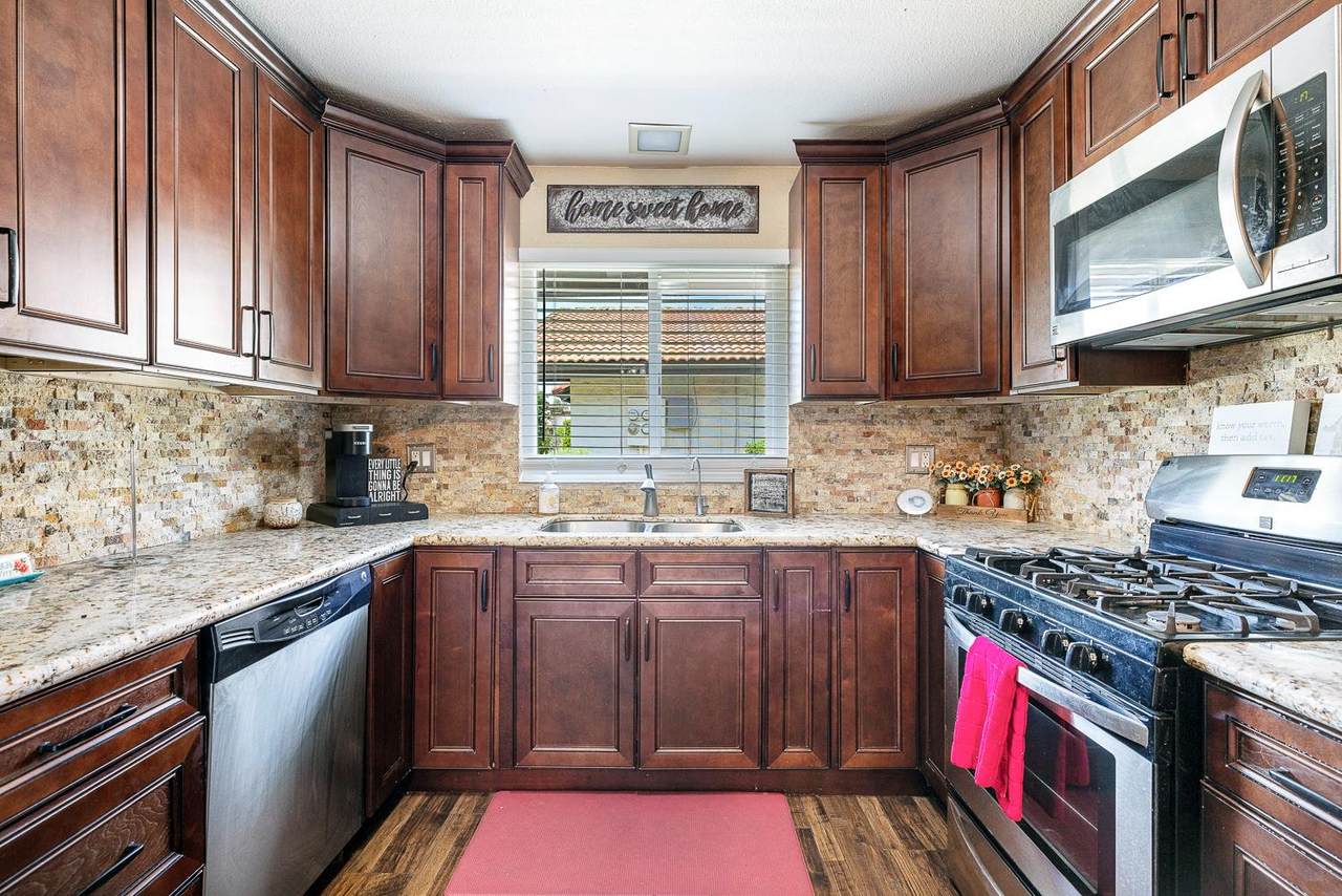 317 Sierra Avenue - Photo 1