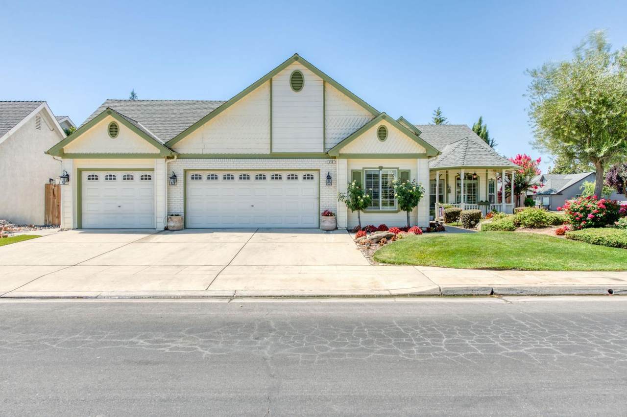 212 Everglade Avenue - Photo 1