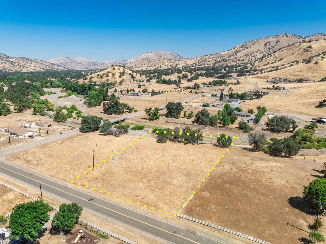5770 Elwood - Photo 1