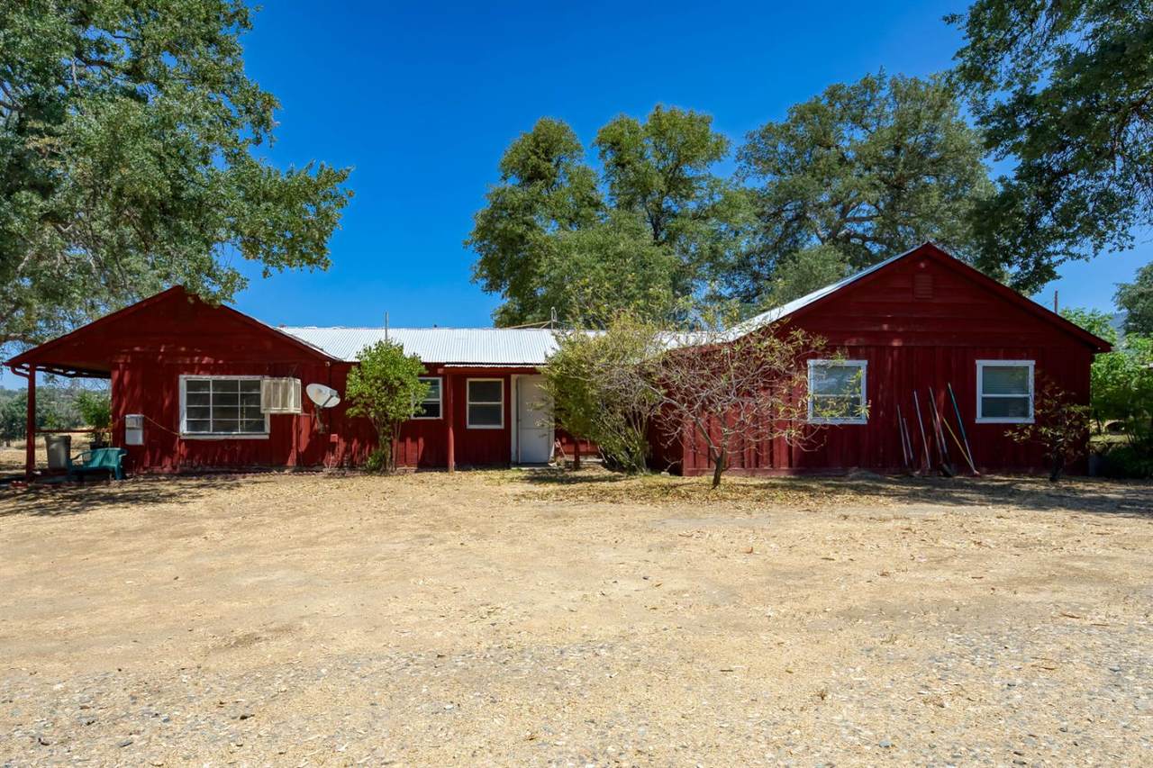 31913 Auberry Road - Photo 1
