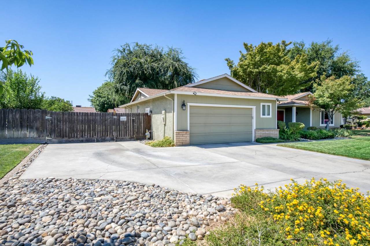https://bt-photos.global.ssl.fastly.net/fresno/1280_boomver_1_634157-2.jpg