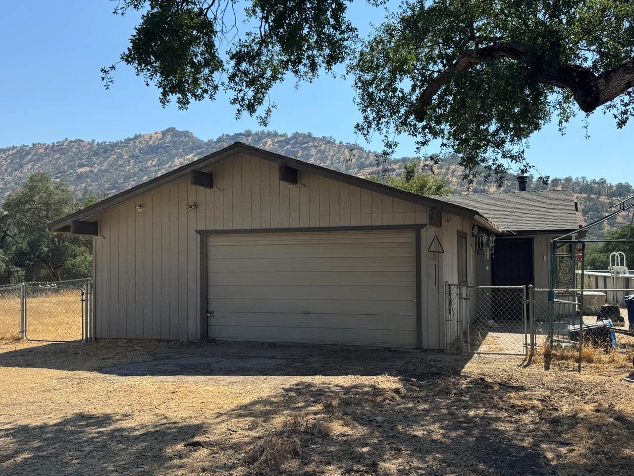 37307 Mistletoe Road - Photo 1