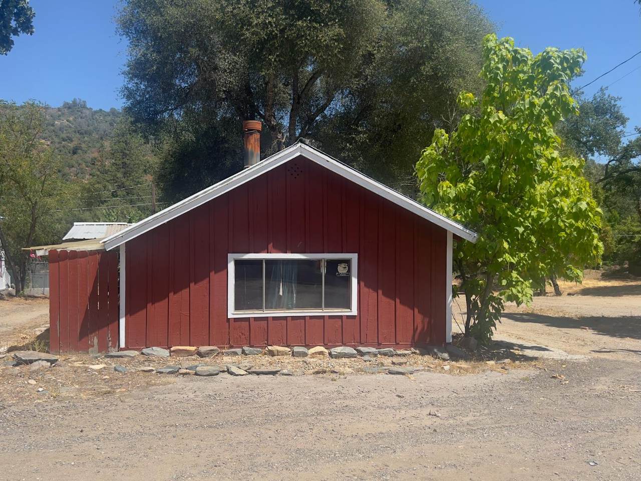41045 Highway 41 - Photo 1