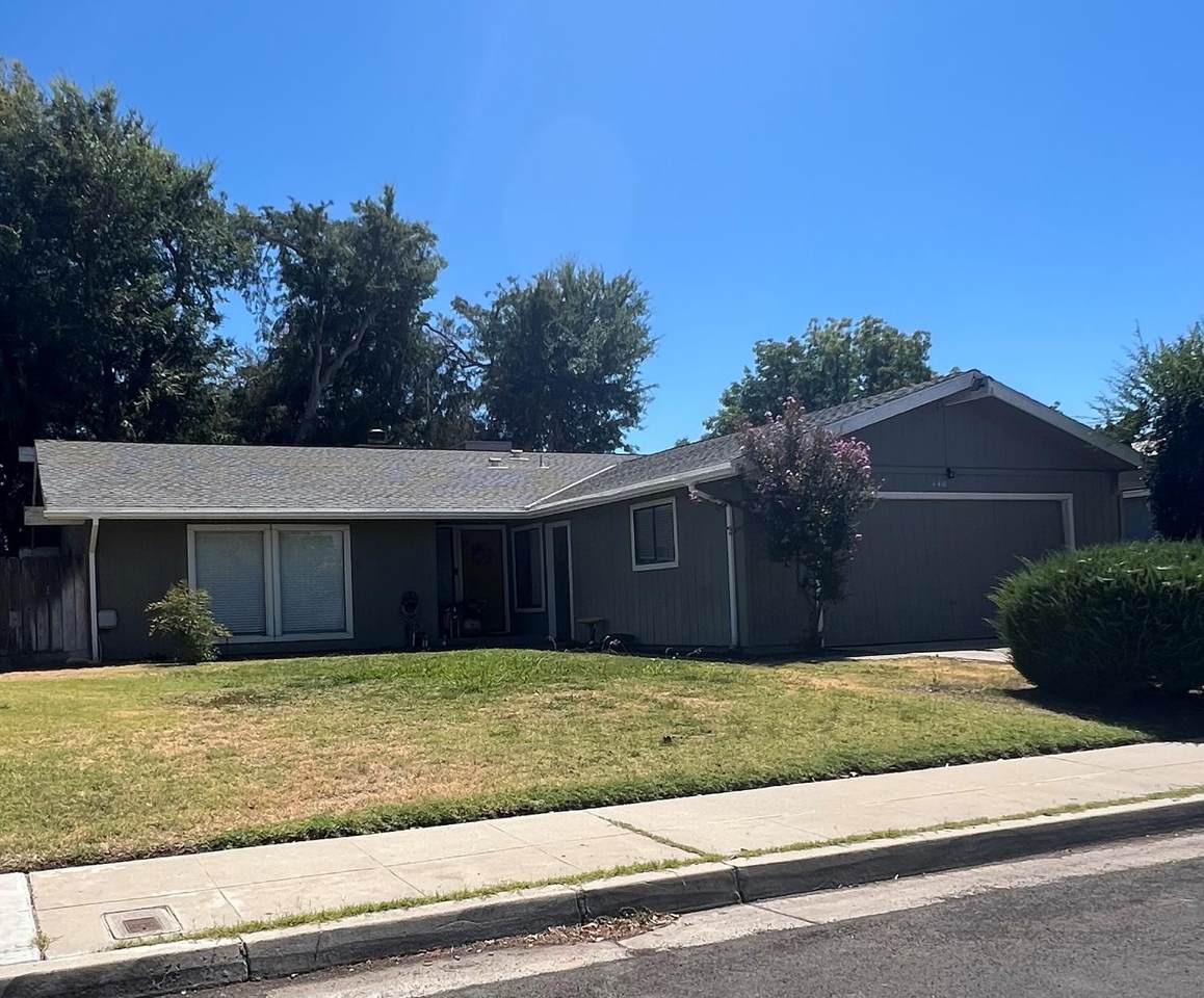 1418 Morris Avenue - Photo 1