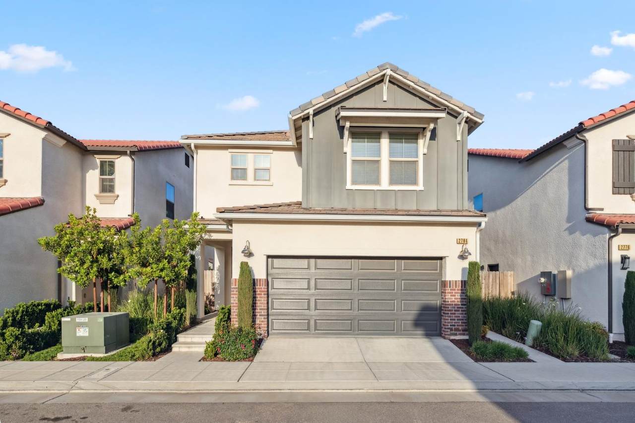 2784 Sophie Drive - Photo 1