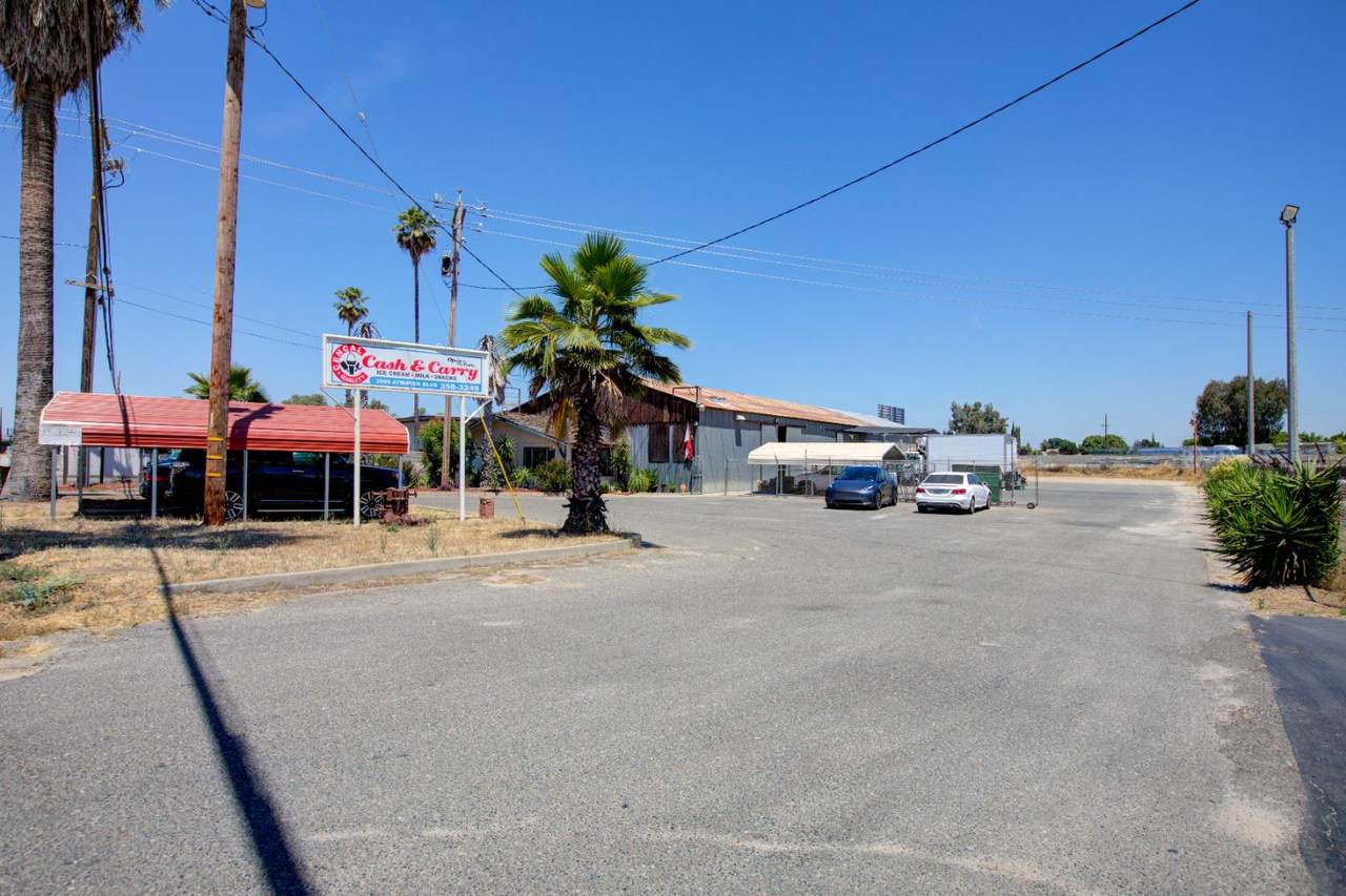 3500 Atwater Boulevard - Photo 1