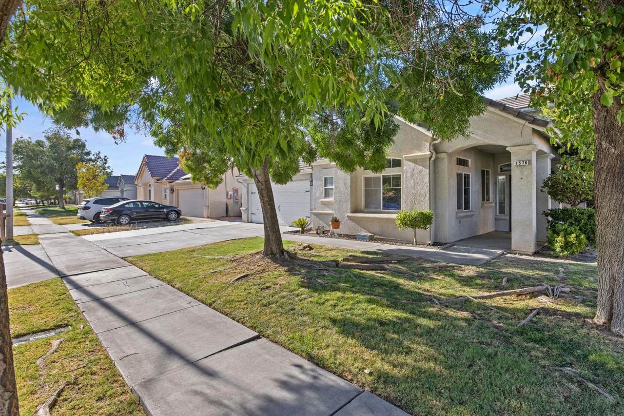 https://bt-photos.global.ssl.fastly.net/fresno/1280_boomver_1_635732-2.jpg