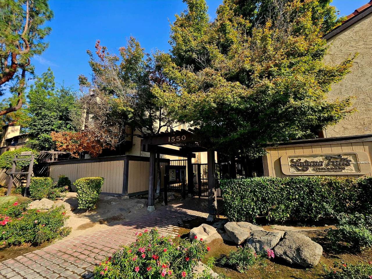 1550 Ashlan Avenue - Photo 1