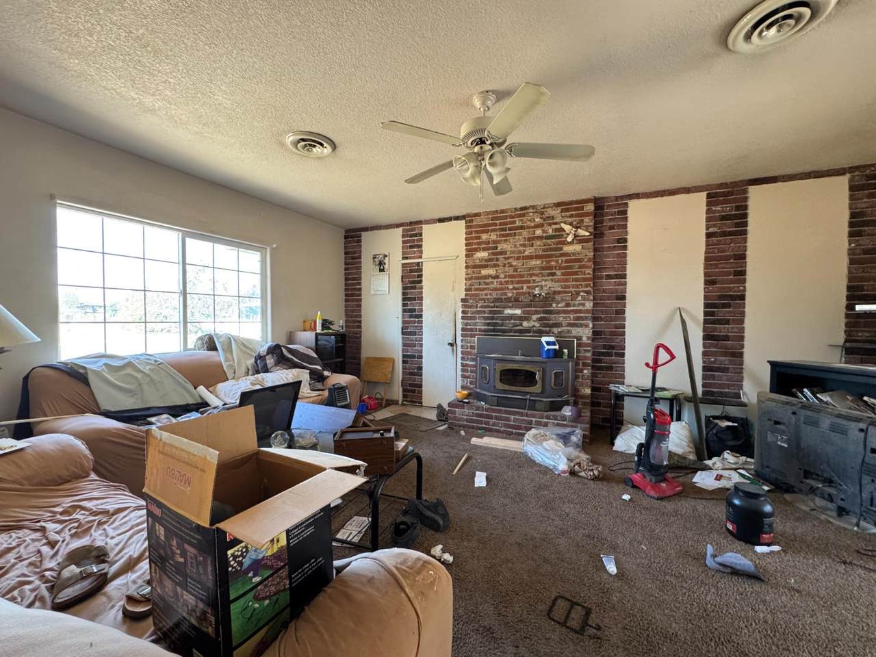 https://bt-photos.global.ssl.fastly.net/fresno/1280_boomver_1_636131-2.jpg