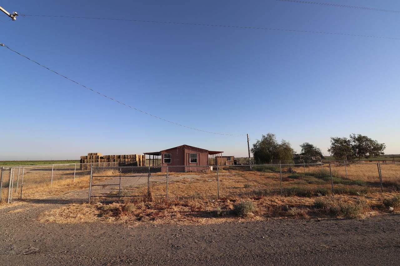 7337 Mount Whitney Avenue - Photo 1