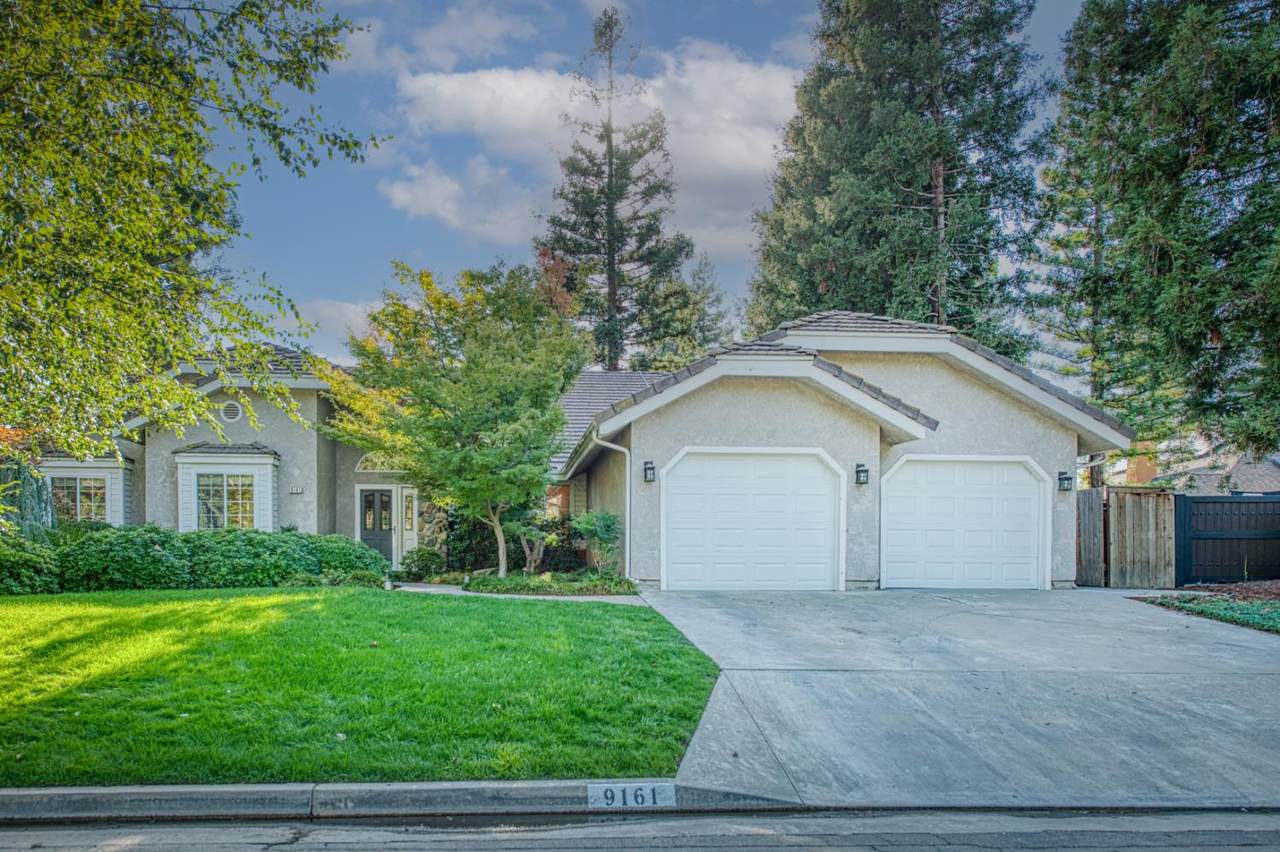 9161 Woodlawn Drive - Photo 1