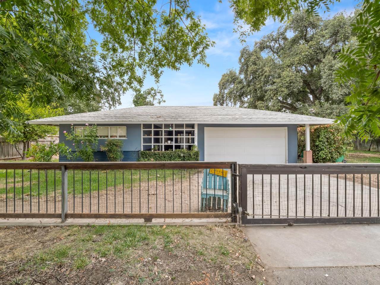 4923 Grant Avenue - Photo 1