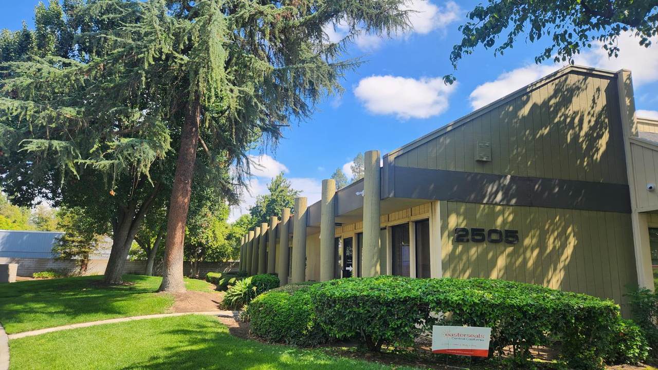 2505 Shaw Avenue - Photo 1