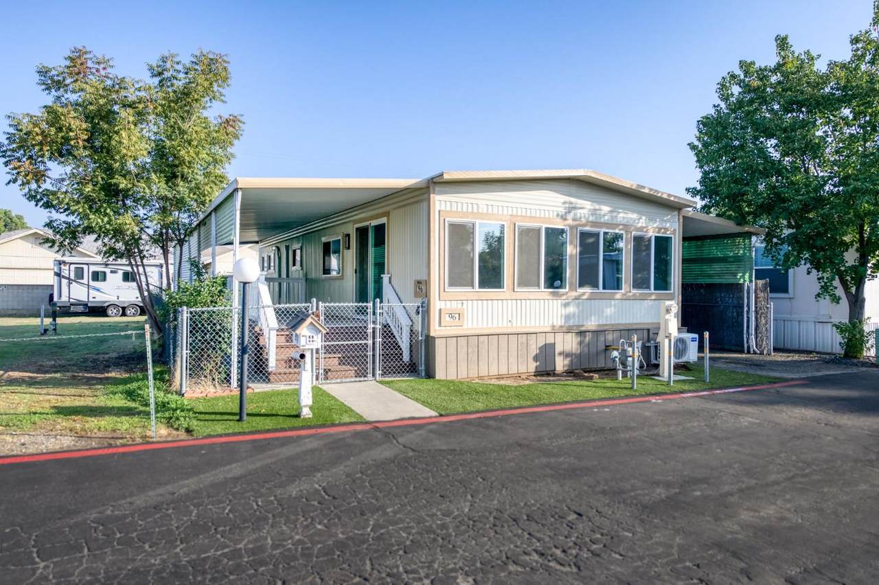 1272 Villa Ave - Photo 1