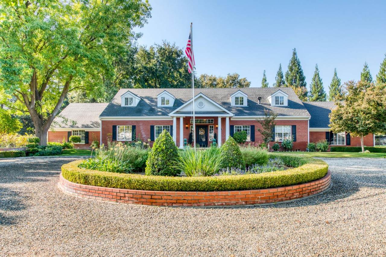 12789 Herndon Avenue - Photo 1