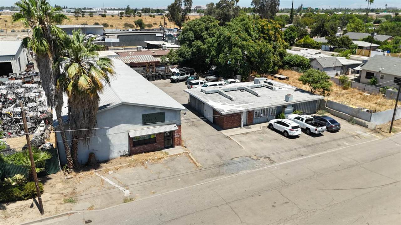 4637 Turner Avenue - Photo 1