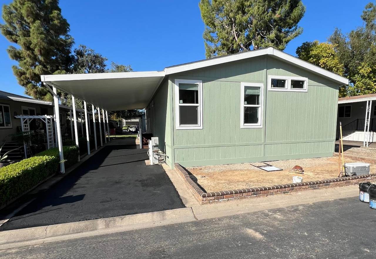 2706 Ashlan Avenue - Photo 1