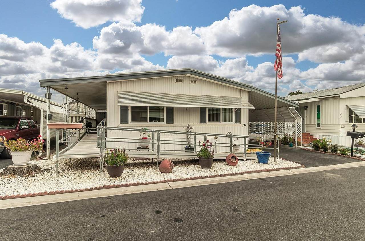 221 Herndon Avenue - Photo 1