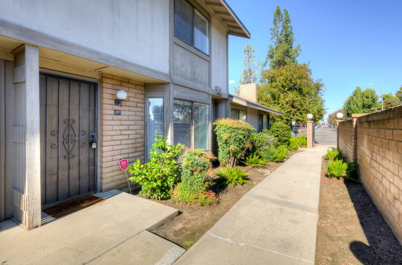 4676 Alamos Avenue - Photo 1