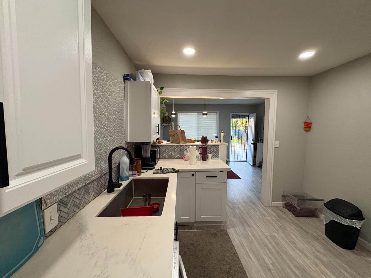 5203 Mission Avenue - Photo 1