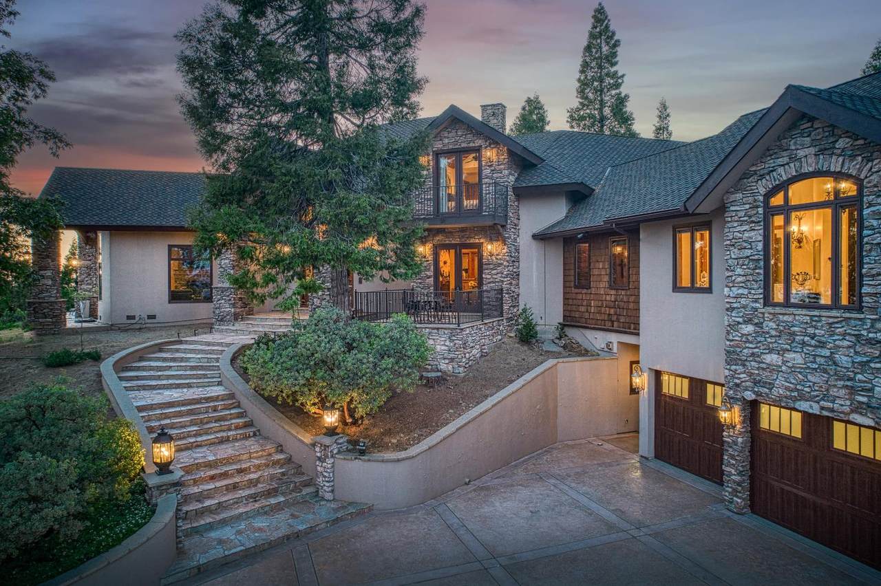 42555 Bretz Point Lane - Photo 1