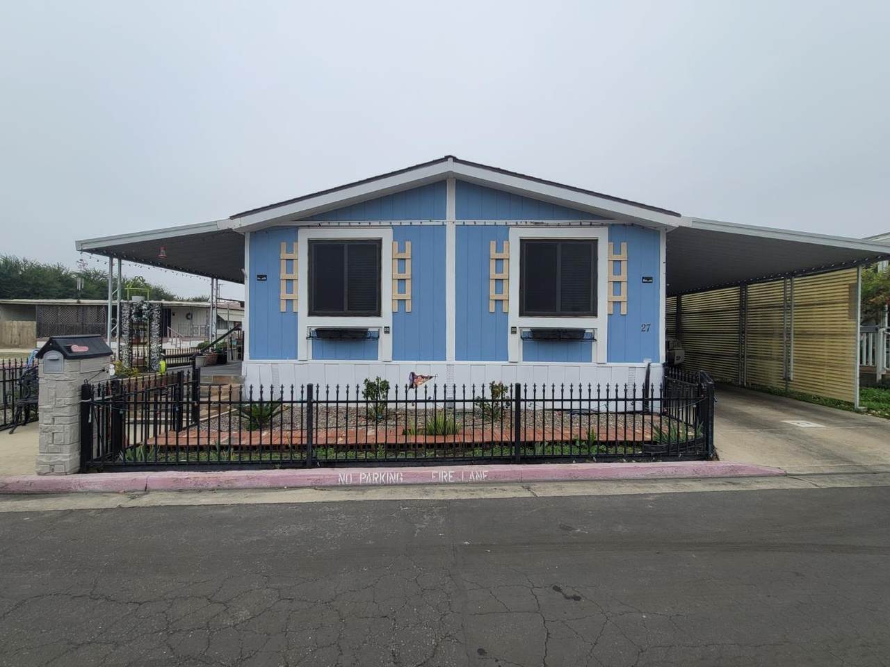 1401 Paige Avenue - Photo 1