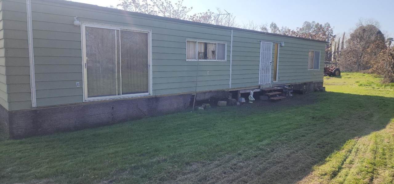 19300 Avenue 23 - Photo 1