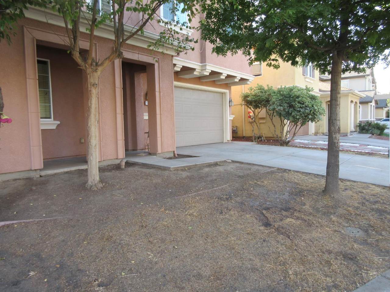 https://bt-photos.global.ssl.fastly.net/fresno/1280_boomver_1_641580-2.jpg
