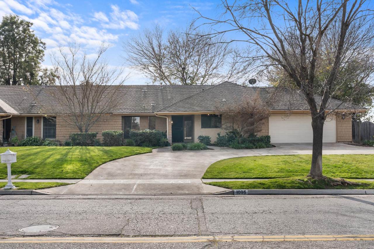 1095 Sierra Avenue - Photo 1