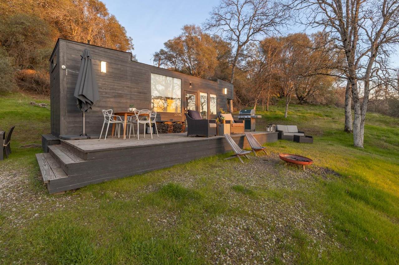 33940 Jennifer Way - Photo 1